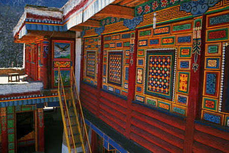 Traditional-Tibeta-dwellings Traditional-Tibeta-dwellings