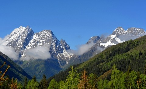 Jianzi-Mountain-01 Jianzi-Mountain-01