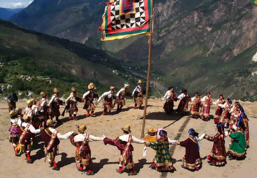 Jiarong-Tibetan-Festivals Jiarong-Tibetan-Festivals