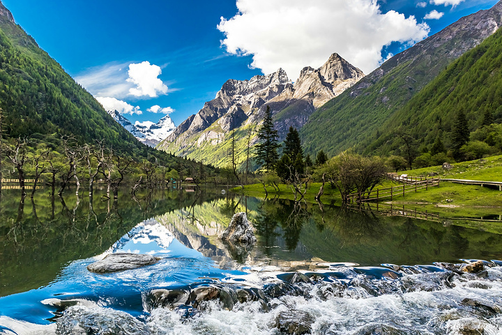 Longzhu-Lake-01 Longzhu-Lake-01