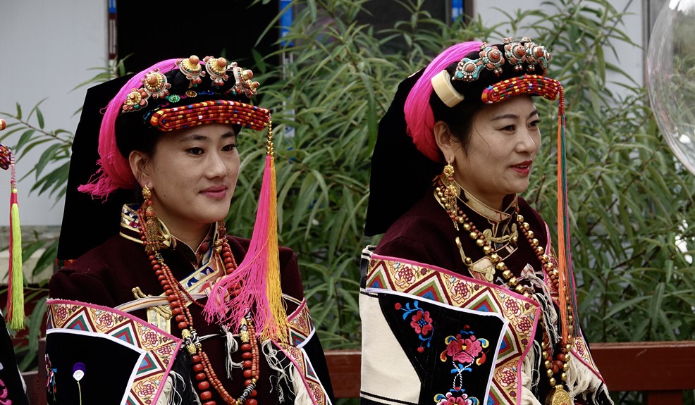 Women's-Costumes-02 Women's-Costumes-02