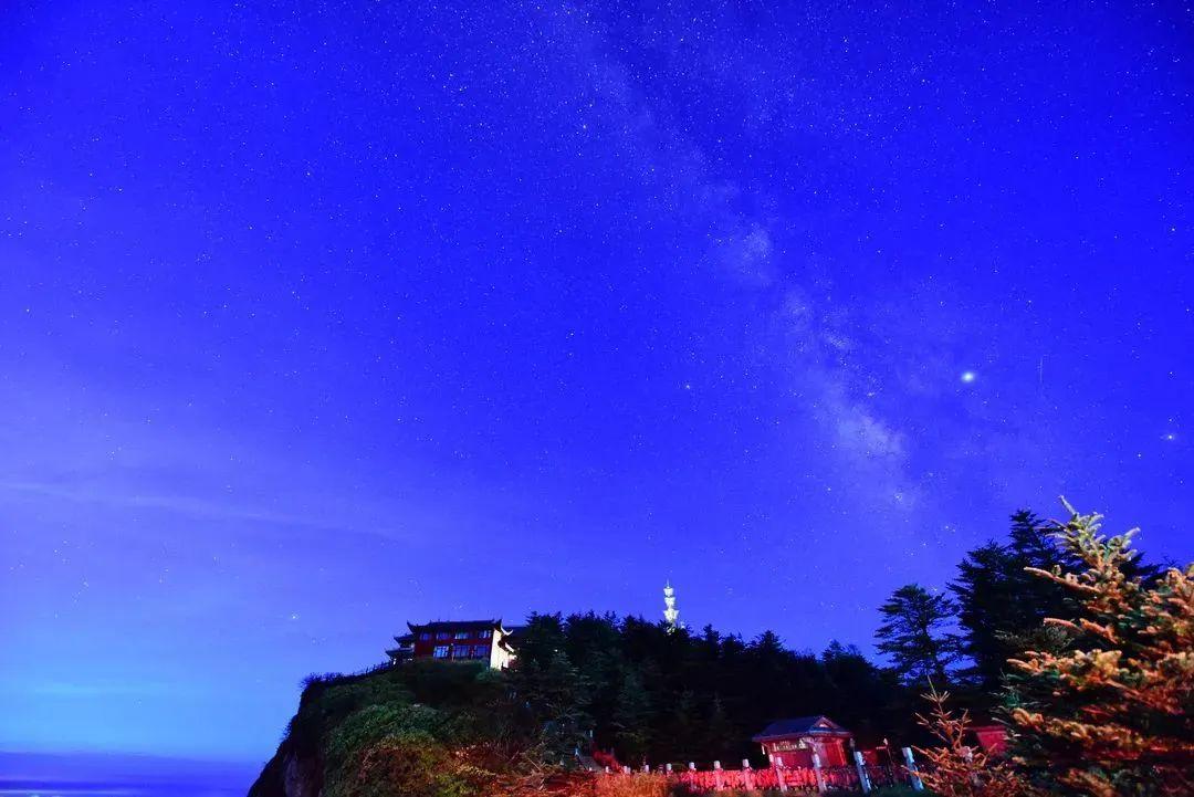 Xixiang-Pool-Moonlit-Night