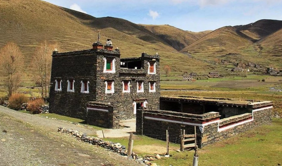 Dwelling-01 Dwelling-01