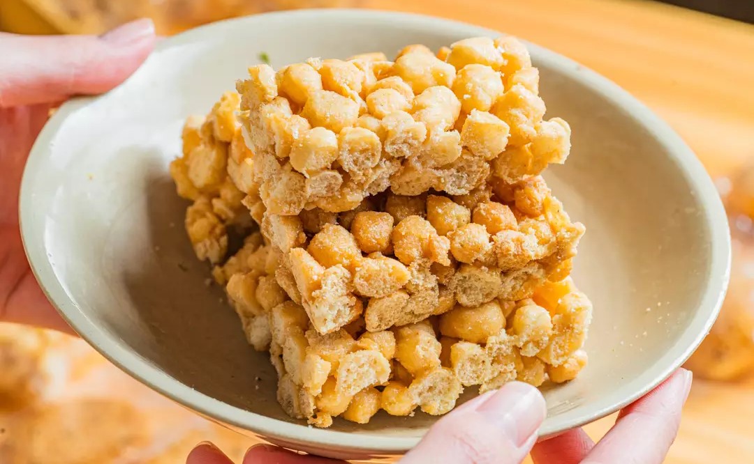 Lingui-Pine-Flower-Candy-Making-Experience-01 Lingui-Pine-Flower-Candy-Making-Experience-01