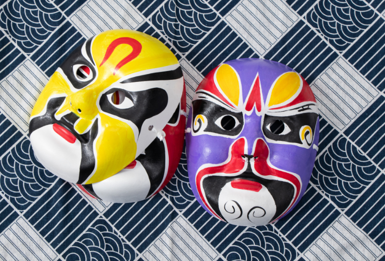 DIY-Sichuan-Opera-Mask-Making-Experience-01 DIY-Sichuan-Opera-Mask-Making-Experience-01