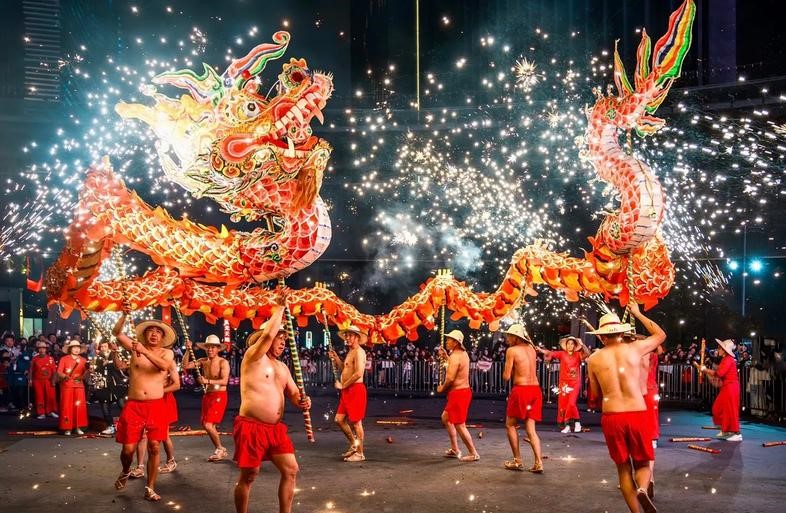 Dazu-Zhongao-Fire-Dragon-Intangible-Cultural-Heritage-Experience Dazu-Zhongao-Fire-Dragon-Intangible-Cultural-Heritage-Experience