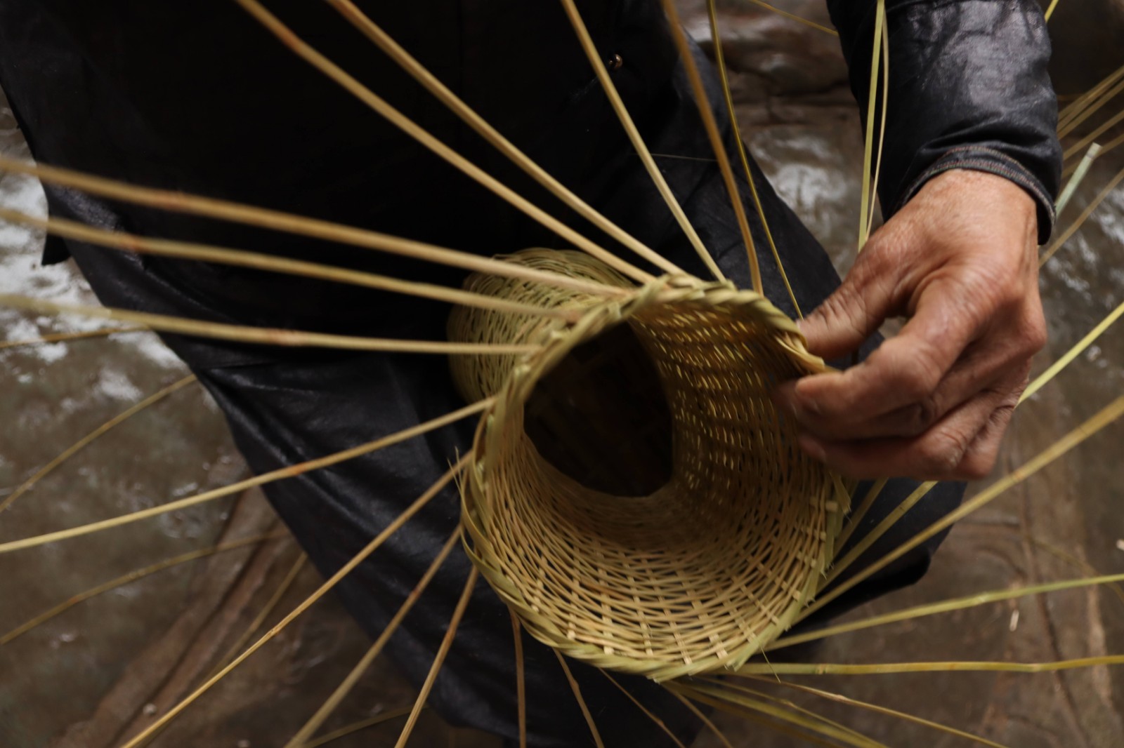 Basha-Miao-Village-Miao-Bamboo-Hunting-Tool-Weaving-Experience Basha-Miao-Village-Miao-Bamboo-Hunting-Tool-Weaving-Experience