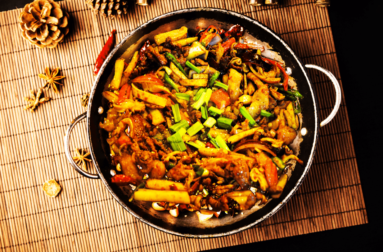 Preserved-Pork-Curing-Tujia-Three-Course-Hot-Pot-Tasting-01 Preserved-Pork-Curing-Tujia-Three-Course-Hot-Pot-Tasting-01