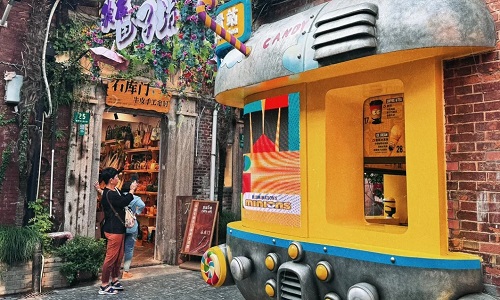 Shanghai-Local-Night-Market-Snack-Making Shanghai-Local-Night-Market-Snack-Making