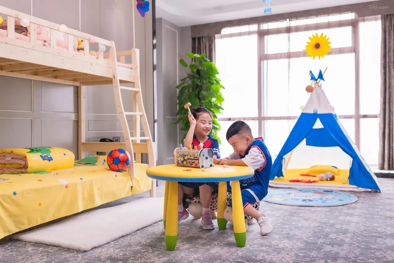 The-Longemont-Chengdu-1