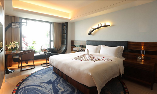 Howard-Johnson-Hot-Spring-Resort