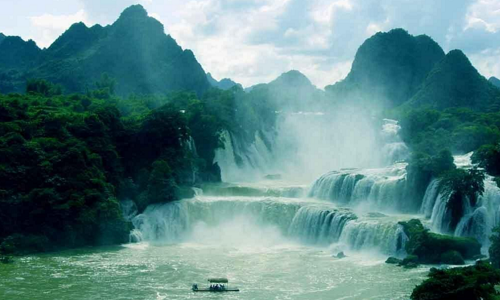 Huangguoshu-Waterfall-12