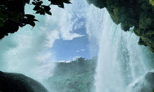 Huangguoshu-Waterfall-18