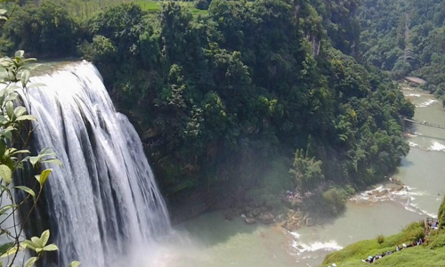 Huangguoshu-Waterfall-9